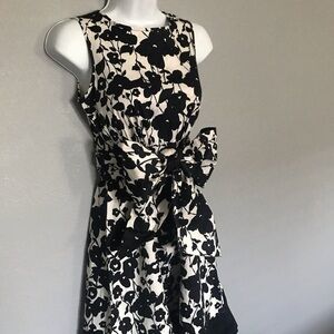 The Limited Black & White Floral Bow Waist Sleeveless Cocktail Dress